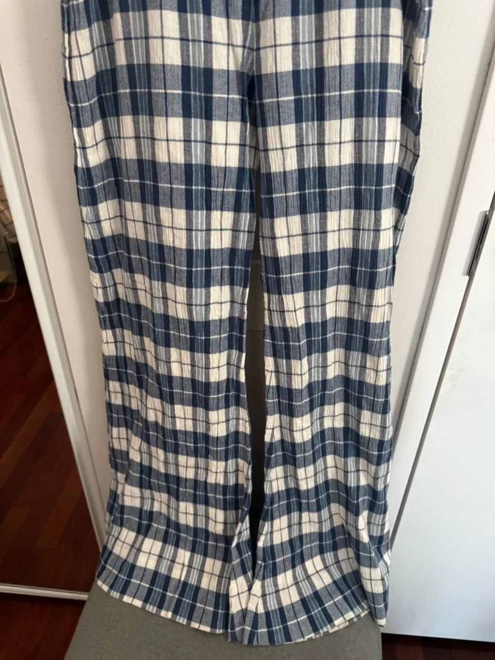 Suzie Kondi Elira Checked Cotton-Gauze Wide-Leg Pants - Blue & White Cottage - Picture 5 of 7